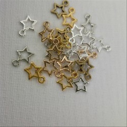 【在庫処分価格】透かし星のチャーム・30個セット・金古美【レジン・アクセサリー】