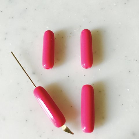 Vintage Hot Pink Tube Beads 《1296》