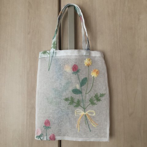 野の花刺繍オーガンジーのミニバッグ