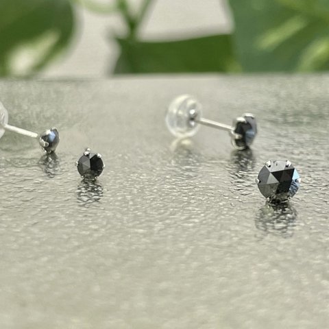 ～ローズカット～  PT  0.10ct  0.50ct  ブラックダイヤモンド  ピアス