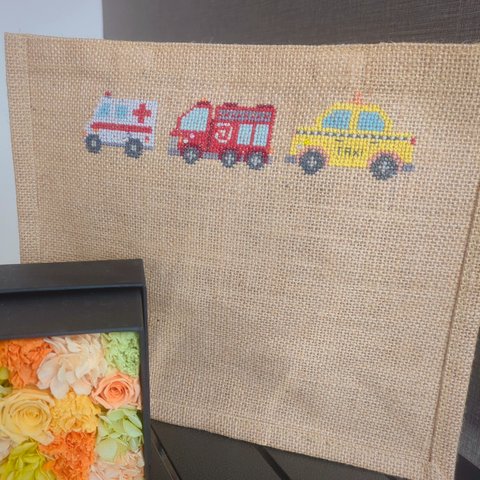 【受注制作】はたらく車＊消防車＊救急車＊ジュートバッグ＊お名前オーダー刺繍＊サマーバッグ