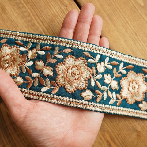 1mカット済【インド刺繍リボン】シルク　刺繍　リボン　りぼん   【ブルーカナール】