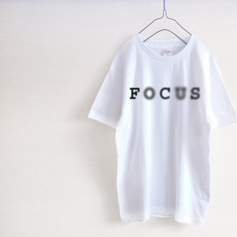 FOCUS　ピンボケ　Tシャツ