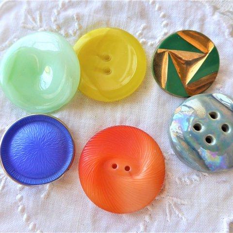 カラフル　ヴィンテージチェコガラス＆陶ボタンVinteg Czech Glass Button6個