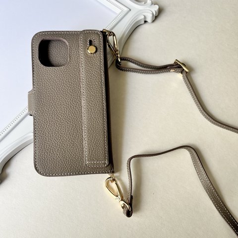 本革　手帳型スマホケース　ハンドベルト付き　名入れ無料　Iphoneケース