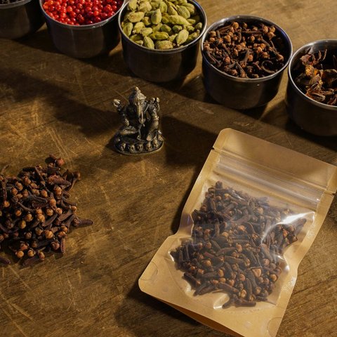 クローブ25g【最高品質オーガニッククローブホール・インドネシア産】Organic Clove