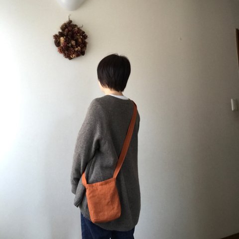   小さな横がけbag  レンガ