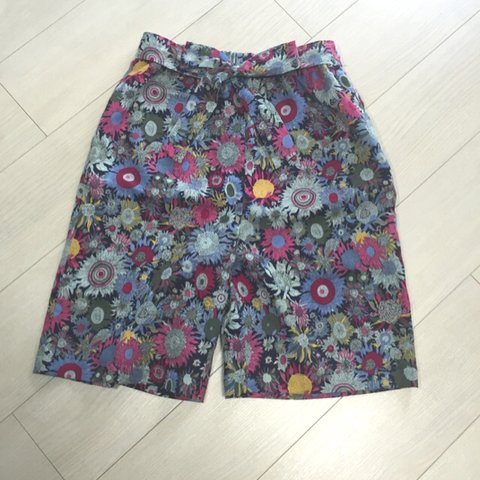 【サマーセール】 1000円OFF  花柄  リボン付きショートパンツ(大人用)