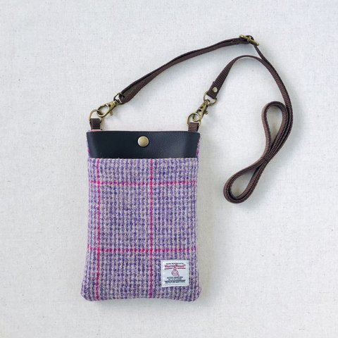  スマホショルダー＊ポケット2個・ショルダーひも付き＊ハリスツイード Harris Tweed ライトパープルチェック