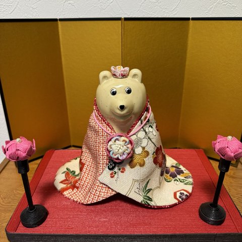 しろくま貯金箱  (14) ひな祭り  お着物&つまみ細工ネックレス&花冠　