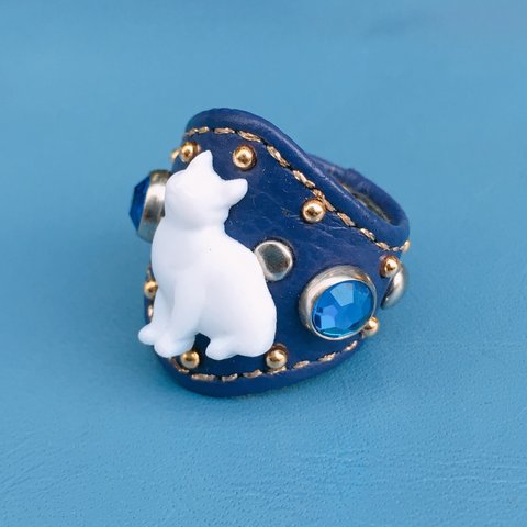 ★新作★Leather Ring （ブルーシルエットキャット）