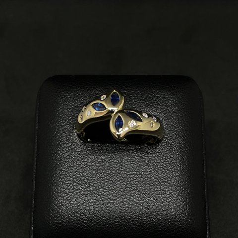 エーディンリング　サファイア、ダイヤモンド、１８ｋリング　指輪、蝶指輪