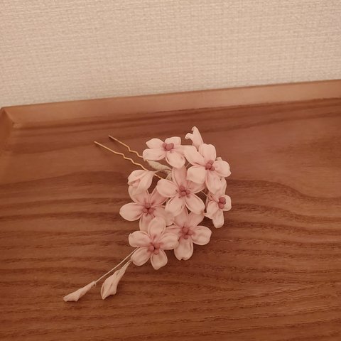 つまみ細工 しだれ桜のかんざし