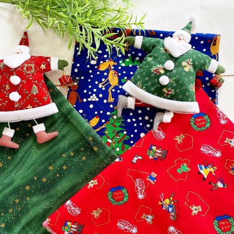 ★クリスマス★小さめカットクロス３枚セット【21～40㎝×38～68cm】《ドット柄》《トナカイ柄》《星柄》《かわいい》《小さめ》