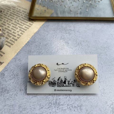 Japan vintage earring