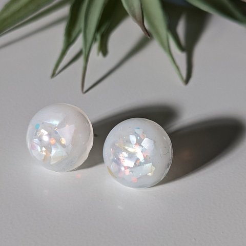 ～半額SALE～ shell dome pierce〈パールホワイトシェル〉