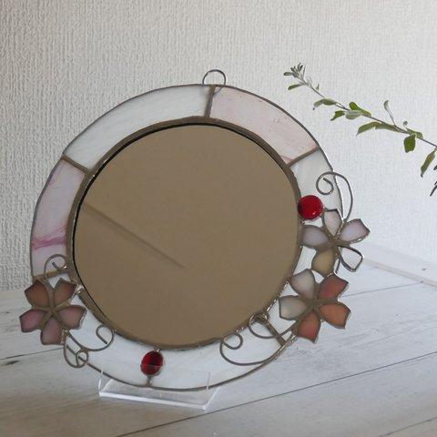 ✴︎:.｡桜の丸形壁掛け鏡♪　ステンドグラス　