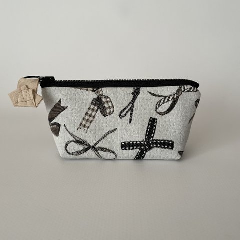 poitto16 マチ5 スペイン布POUCH HAPPY BOW