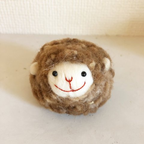 ふわふわラムキン　fluffy lambkin  くるみ