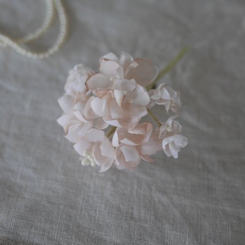 布花　white bouquet コサージュ