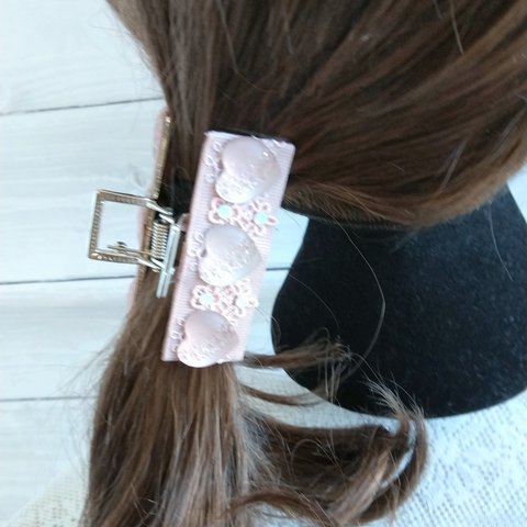 ピンクハートカボションヘアクリップ