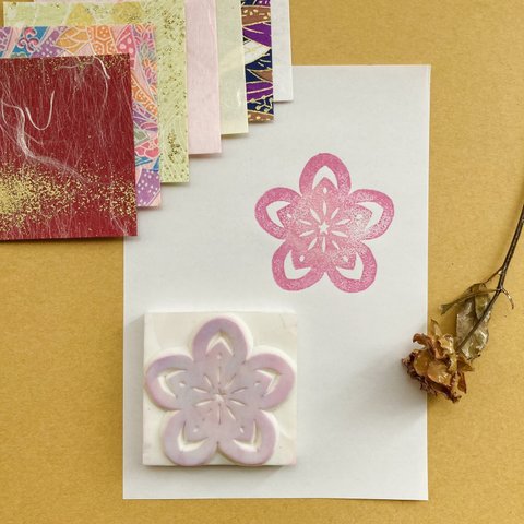 切り絵はんこ　りんごの花　5×5cm