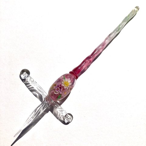 《フラワーブーケ》　ペンレスト付き　ガラスペン　とんぼ玉　花　ピンク