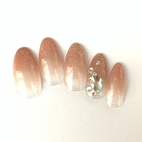 ＊mummys nail＊大人気maogel グラデーション　ラメ埋め込み　スワロフスキー