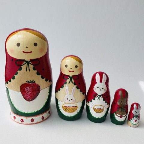 【受注制作】イチゴ頭巾マトリョーシカ・うさぎ　白ウサギ　リアル苺　木製インテリア雑貨