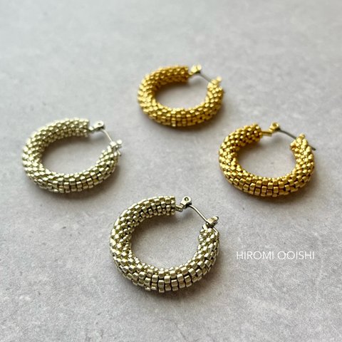 【再販:選べる2色】Beaded Hoop pierced earrings 