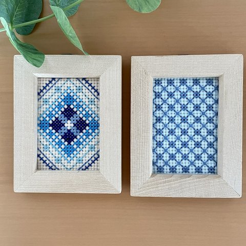 ２個セット🩵青の刺繍フレーム　幾何学模様の刺繍額　北欧雑貨