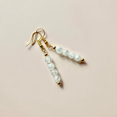 ピアス クラック水晶ピアス フックピアス パワーストーンピアス　6mm (ゴールド)　イヤリング、樹脂フック変更可　樹脂ピアス/シンプル/☆ピアス☆ピアス☆ピアス