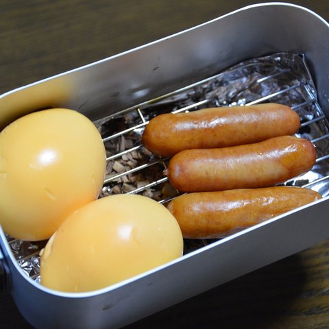 SUNDRY 目盛り付きメスティン 網付き（アルミ飯ごう）