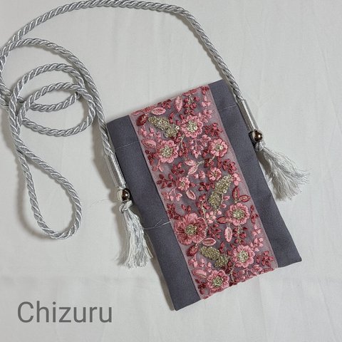 新作【スマホポシェット】インド刺繍リボン