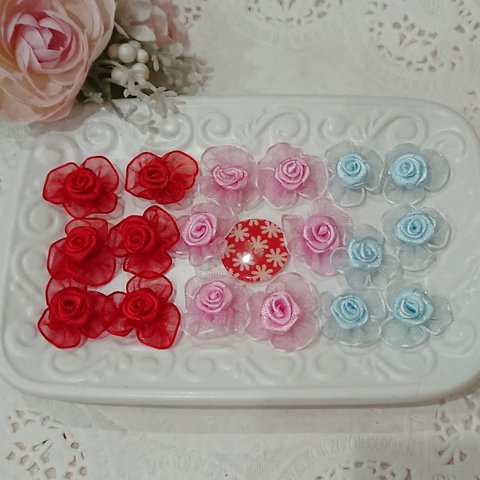 薔薇レースモチーフセット（赤・ピンク・水色各6個 ）
