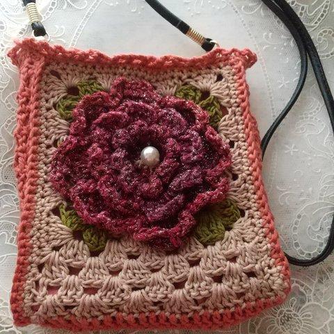 【感謝価格】豪華な薔薇のサコッシュ・裂編みヘアゴムセット・かぎ針編み