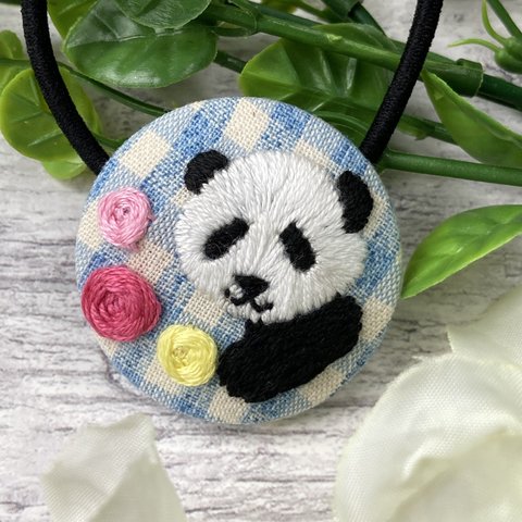 パンダ刺繍バラのヘアゴム🌹