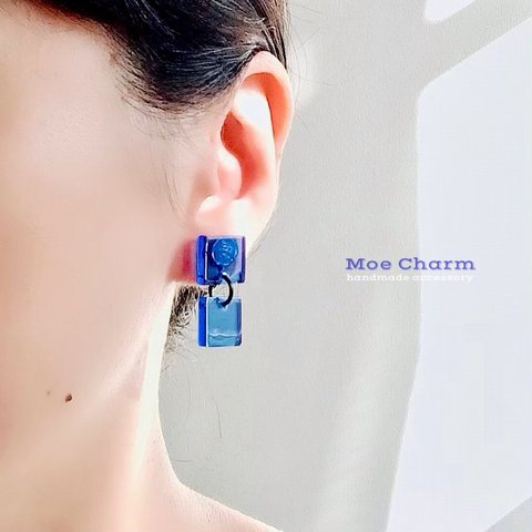 clear blue✳︎twin square plate✧ °イヤリング／ピアス／カラフル／四角