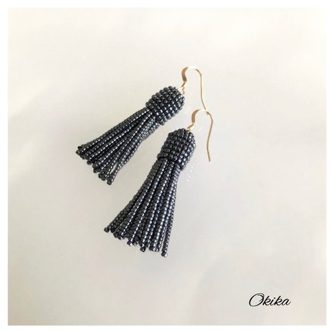 【14kgf 】ミニタッセルピアス/イヤリング（Navy black）