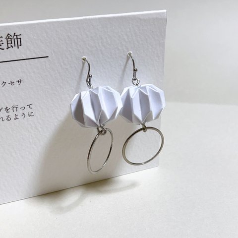 ピアス 紙 アクセサリー ホワイト 折り紙 軽いピアス