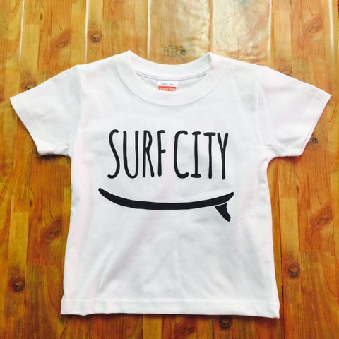 SURF CITY"キッズtシャツ ＊ 白