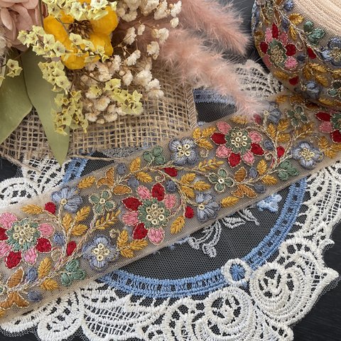 【50cmカット済】インド刺繍リボン　花　刺繍リボン　ブルー　メッシュ　スパンコール　ハンドメイド　リボン　刺繍