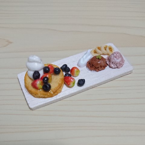 スポンジケーキ～いちごとブルーベリー