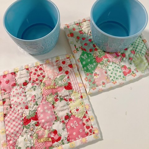 🌟SOLD OUT🌟色々いちごのコースター☆ピンク＆グリーン