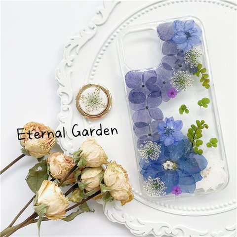 春の新作✨ 紫陽花千鳥草 押し花スマホケース ネイビー系 iPhone13 XperiaXZ2  Xperia XZ1 Xperia XZ3 Xperia10 III   Xperia10 II 