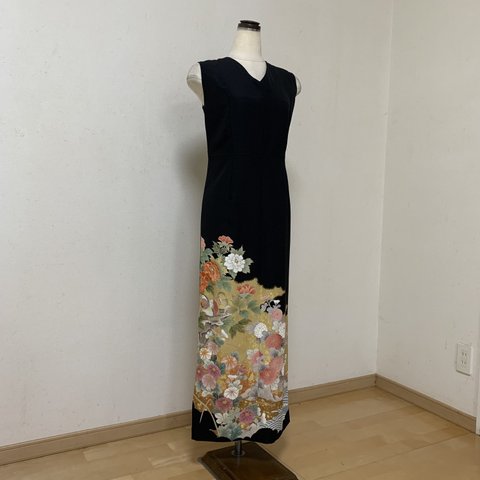 【SOLD OUT】【H様オーダー品】【アンサンブル】京友禅　本金箔　牡丹の花　花尽くし黒留のロング丈ドレス★着物リメイク