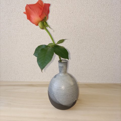 一輪挿し花瓶　笑福