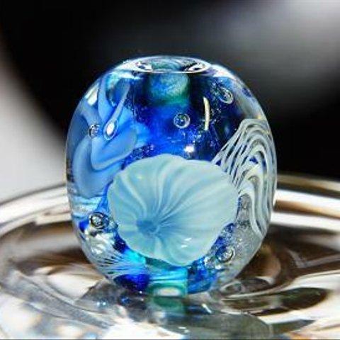 花に海月　きらら瑠璃青緑マーブル　（花・青）