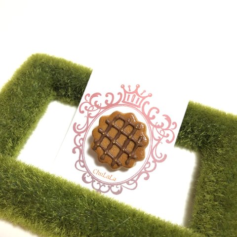 チョコクッキーブローチ