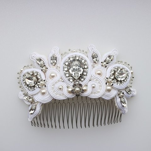 ソウタシエ　白　ホワイト　コーム　ウエディング　結婚式　パーティーなどに♡ soutache white head accessories wedding party Swarovski